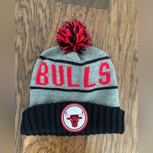 Mitchell & Ness Bulls Pom Beanie - Gray, Black, and Red